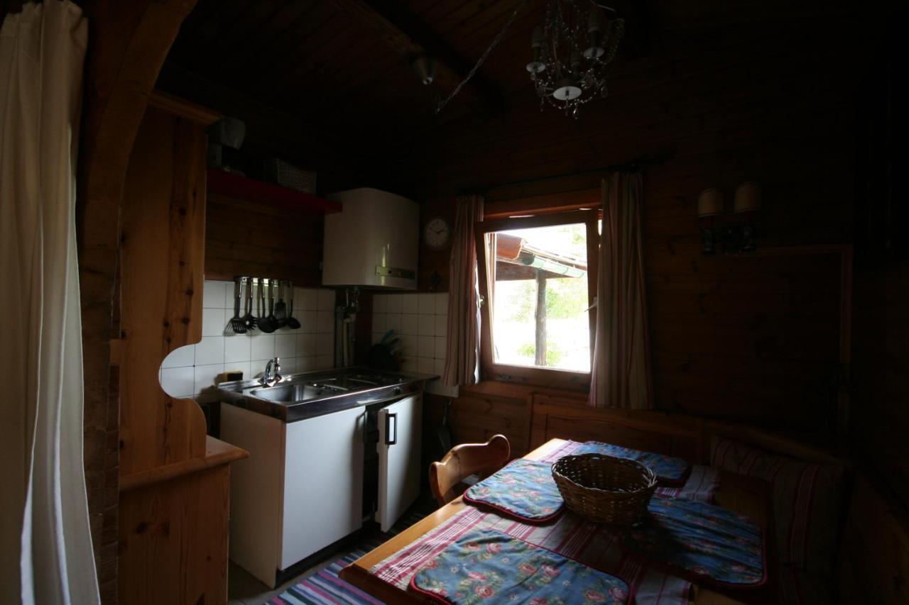 Appartement Am Schilift Sankt Gilgen Pokoj fotografie